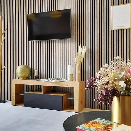 Modern Flat - 1 Bedroom 4 People - Montmartre * 파리